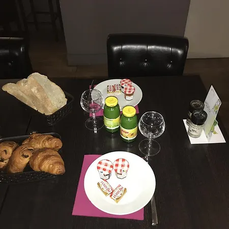 Hotel Bull'it Saint-Genis-Laval